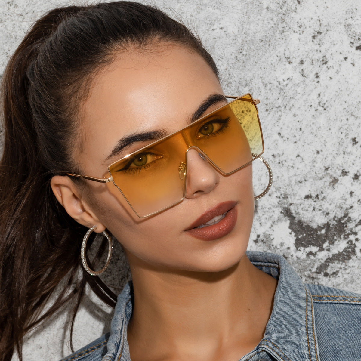 New Fashion Large Frame Square Sunglasses Women's Trendy One Piece Metal Sunglasses