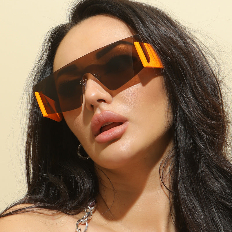 New European And American Fashion One Piece Big Wide Leg Women's Sunglasses Frameless Sunglasses