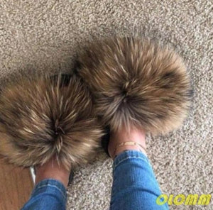 Wholesale  Women Real Fox Fur Slides Home fluffy Flat Sandals Female Cute Fluffy House Shoes Woman raccoon fur slides